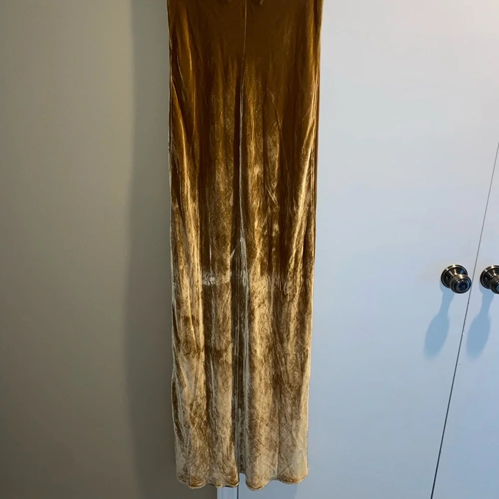 REFORMATION Sylvania Velvet Strapless Dress - Picture 8 of 9